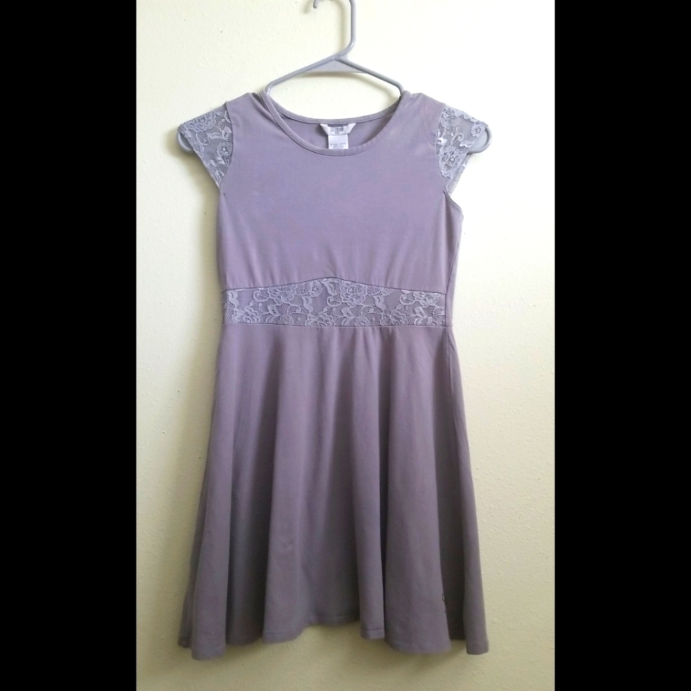 🆕️ LISTING!! GUESS KIDS LACE CAP SLEEVE DRESS